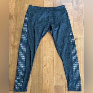 LuLaRoe Jordan womens athletic ankle leggings multicolor dots size XL.